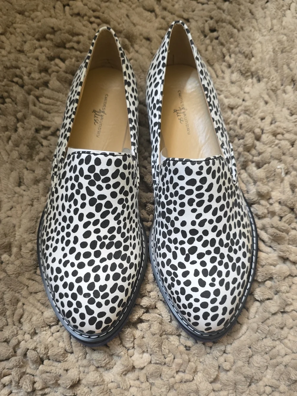 New CL Women's Size 8 Black & White Polka Dot Dalmatian Print Slip-On Flats